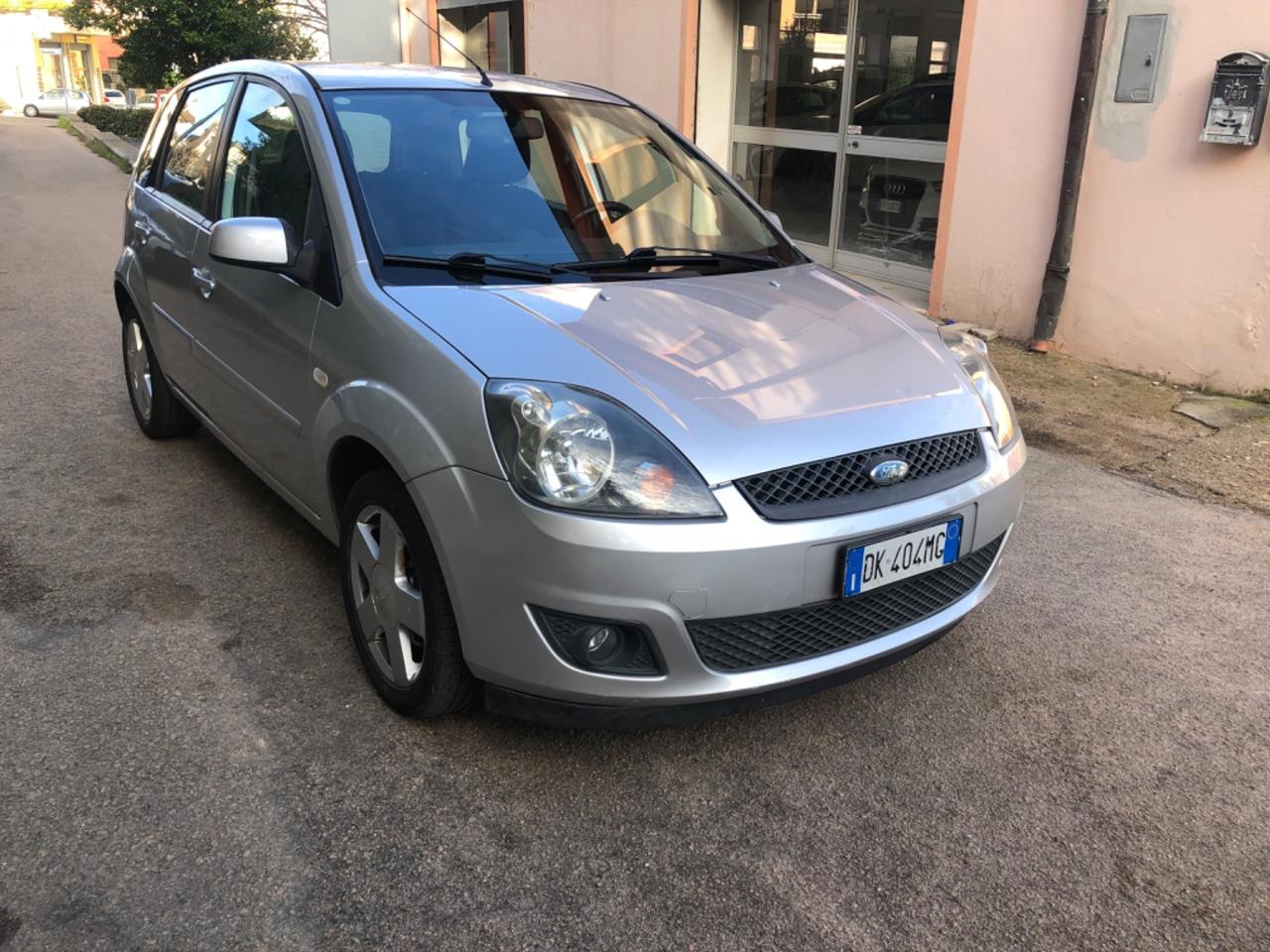 Ford Fiesta 1.4 TDCi 5p. Ghia