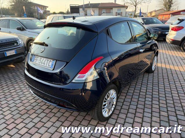 LANCIA Ypsilon 1.2 69 CV 5 porte GPL Ecochic Gold