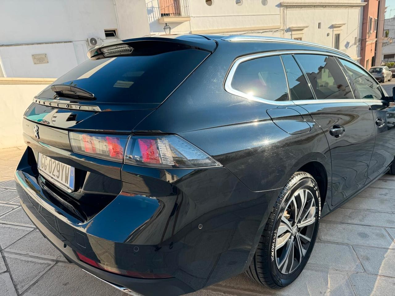 Peugeot 508 BlueHDi 130 Stop&Start EAT8 SW Allure