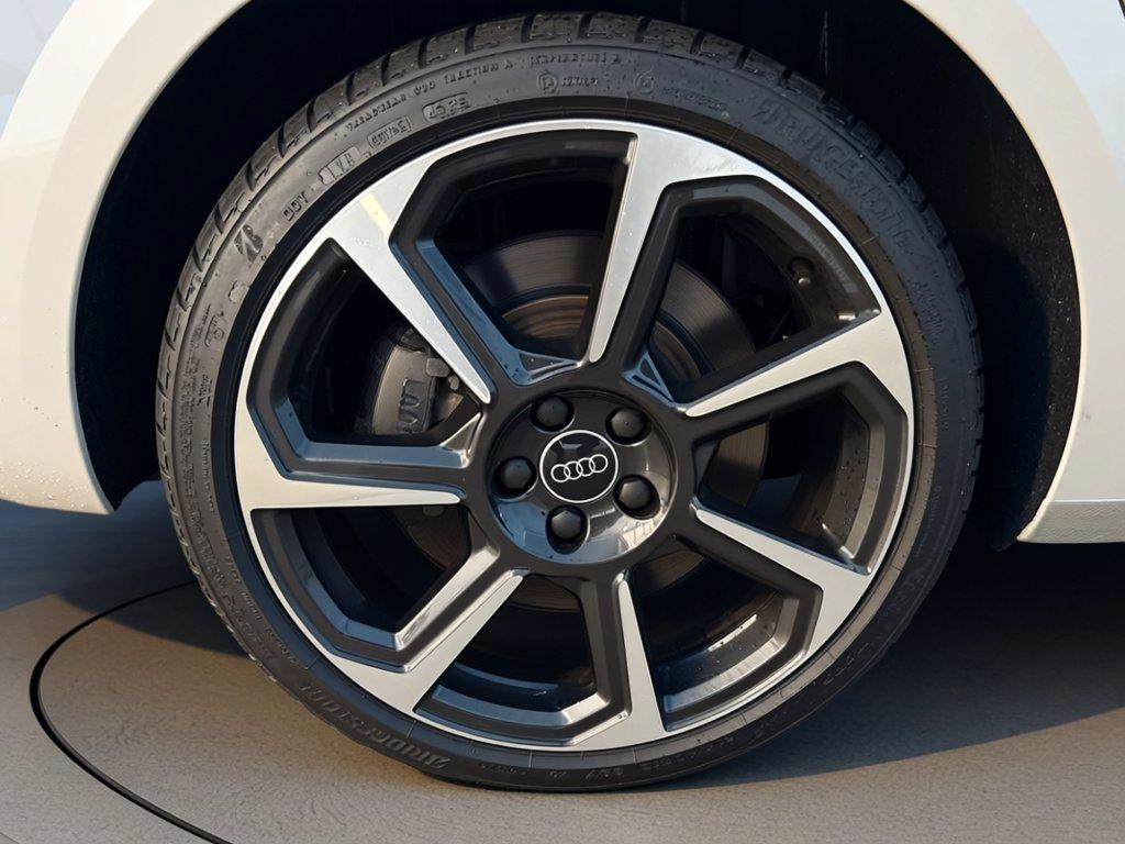 AUDI A1 sportback 30 1.0 tfsi identity black 116cv del 2025