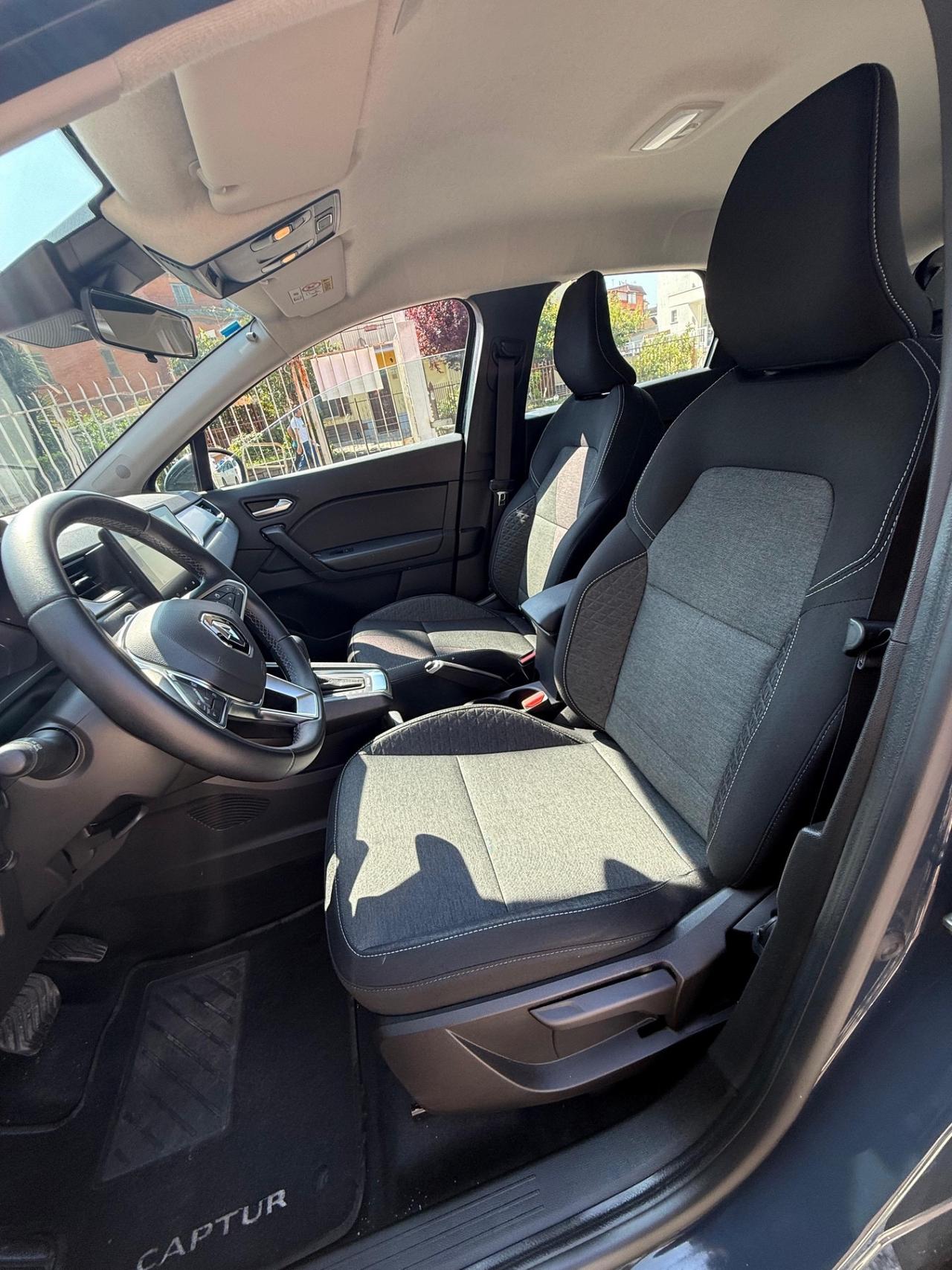 Renault Captur Hybrid *SOLO 18000KM