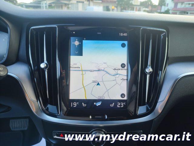 VOLVO V60 B4 (d) Geartronic Momentum Business Pro