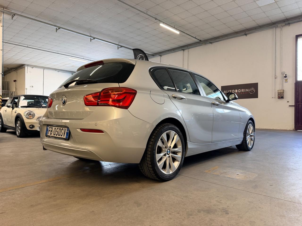 Bmw 116 116d 5p. Urban