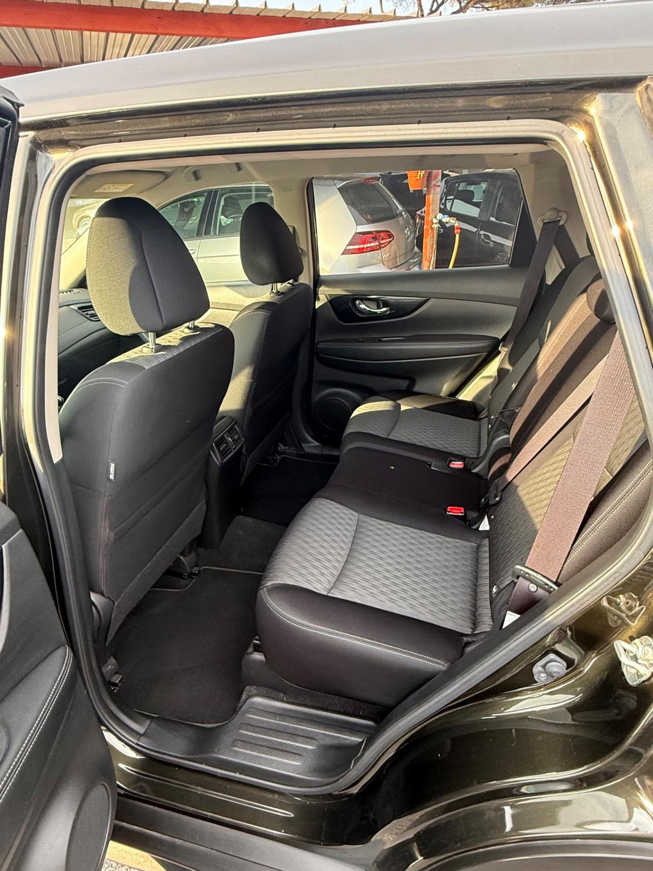 X-Trail dCi 150 2WD Tekna-unipro-rate-garanzia -