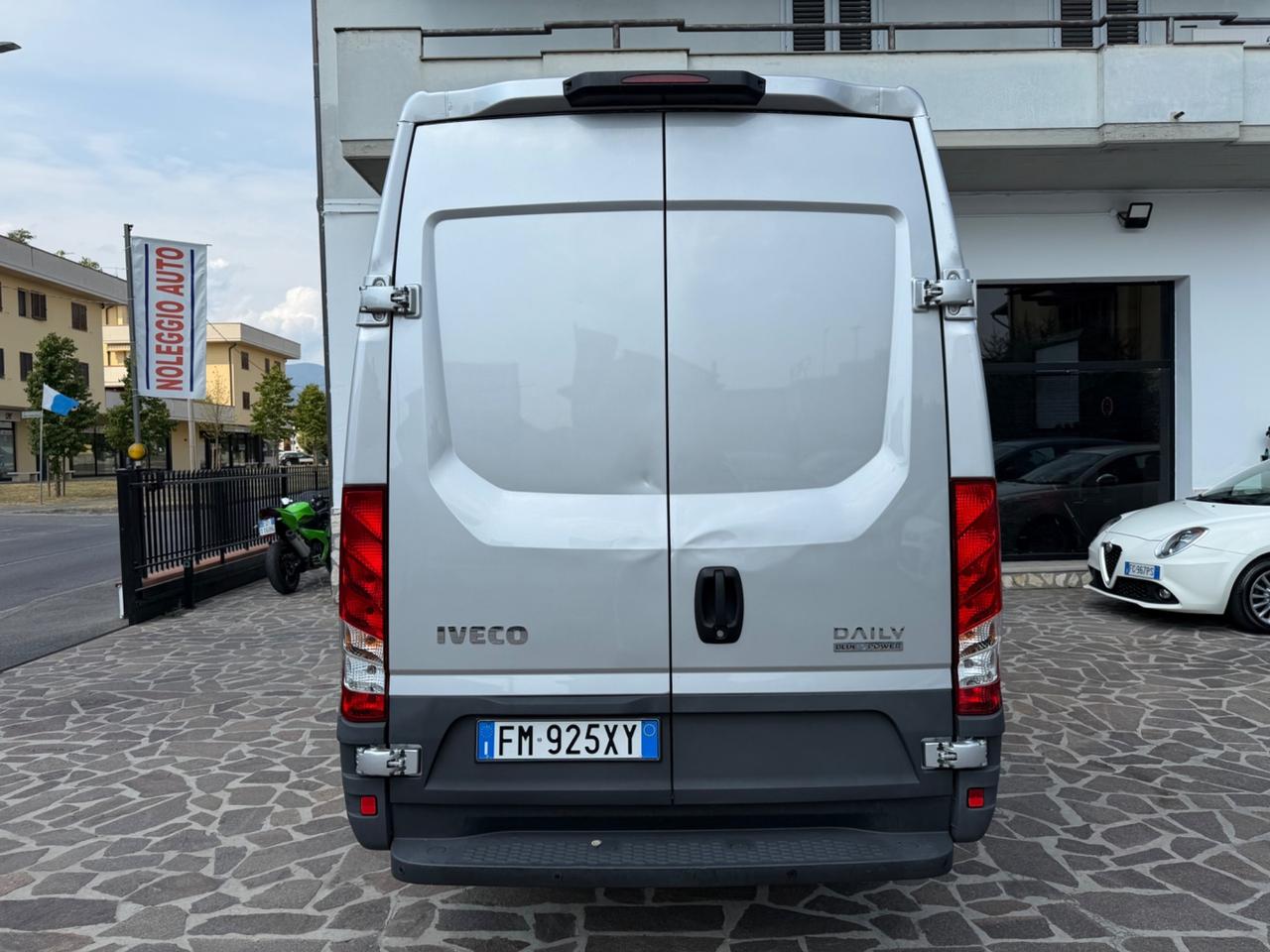 Iveco Daily 35S11A8V 2.3 HPT PM-SL-TM Furgone Hi-Matic