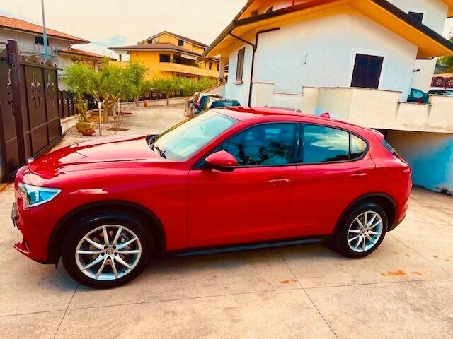 Alfa Romeo Stelvio 2.2 Q4 210 CV PELLE NAVI BAULE ELETTR.