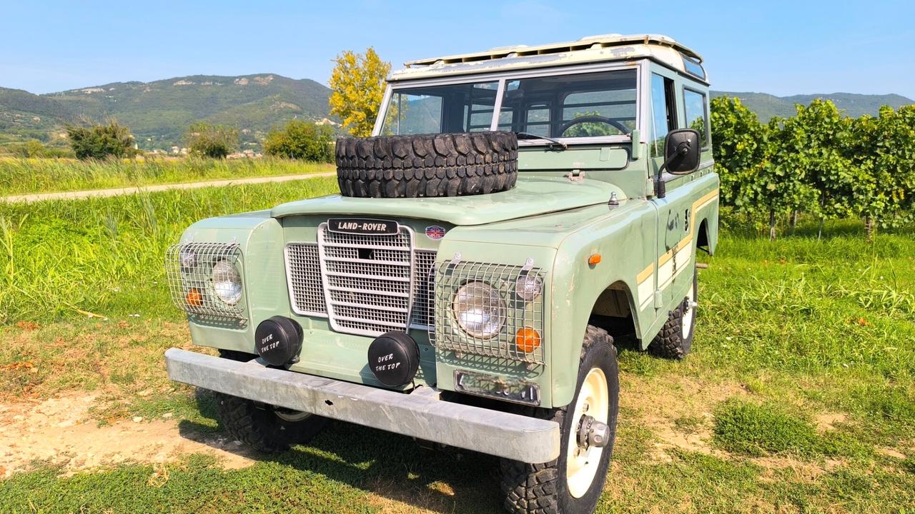 Land Rover Series 88" benzina