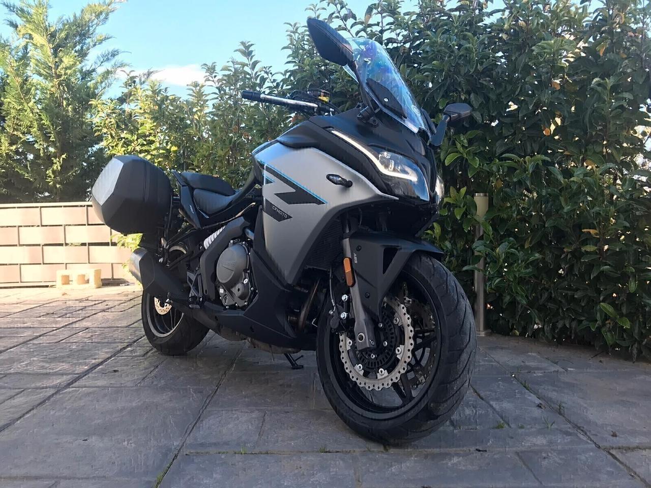 Cf Moto 650GT sport km1200 7/2024 in garanzia