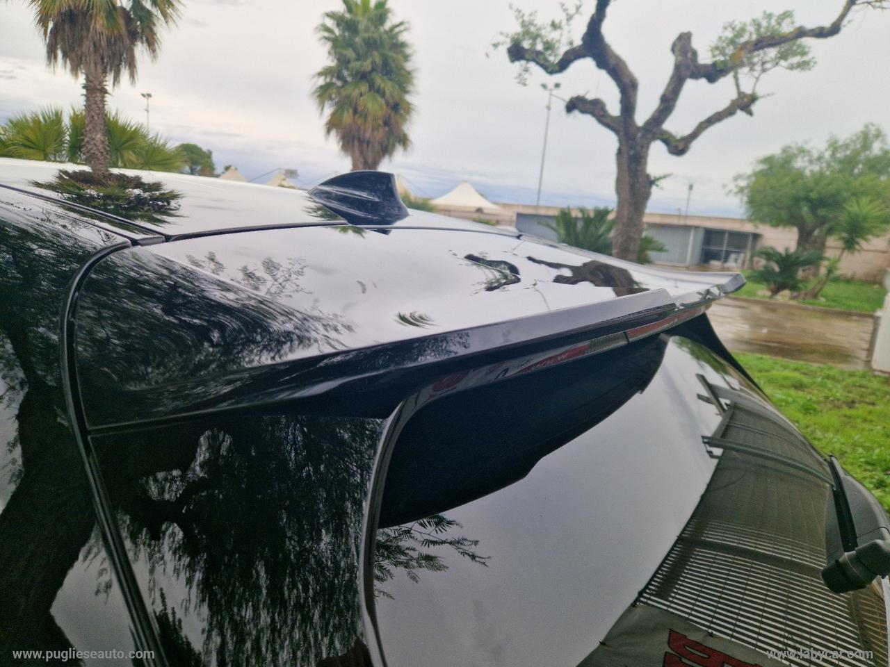 BMW 118d 5p. Msport TOTAL BLACK