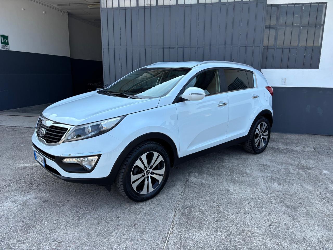 Kia Sportage 1.7 CRDI. Garanzia 12mesi. Neopatentati