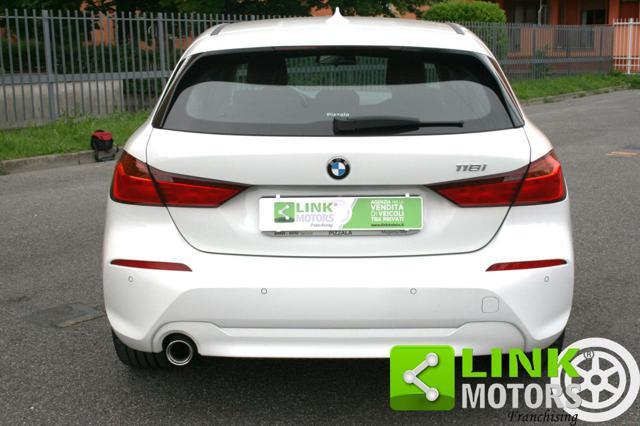 BMW 118 i 5p. Luxury