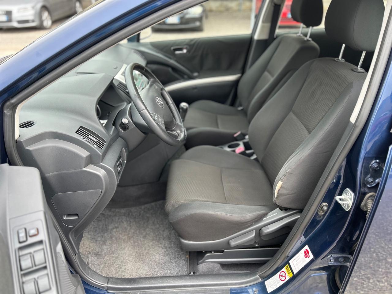 Toyota Corolla Verso X 1.6