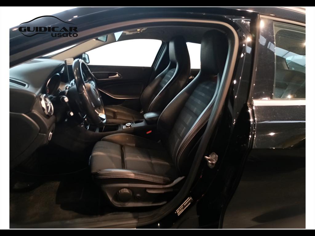 Mercedes-Benz GLA-X156 2017 - GLA 200 d Sport auto