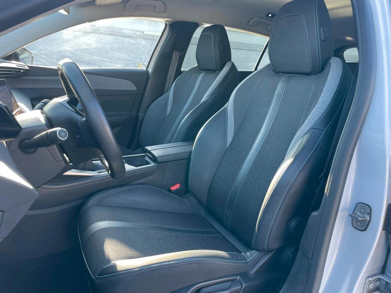 Peugeot 308 1.2 PureTech Turbo 130 S&S Allure Pack