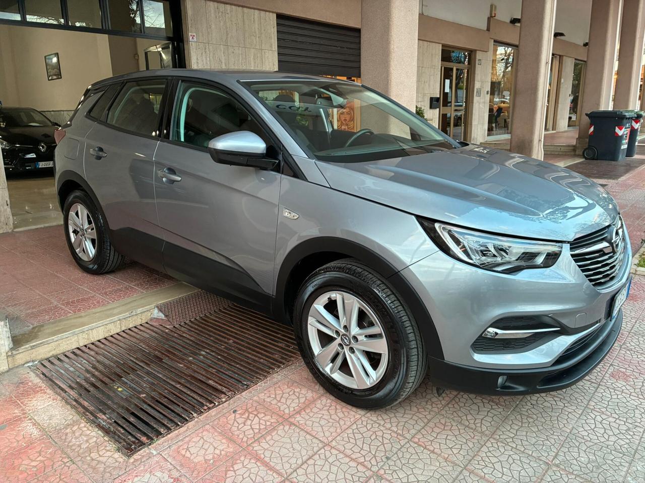 Opel Grandland X 1.5d perfetta garantita-2020
