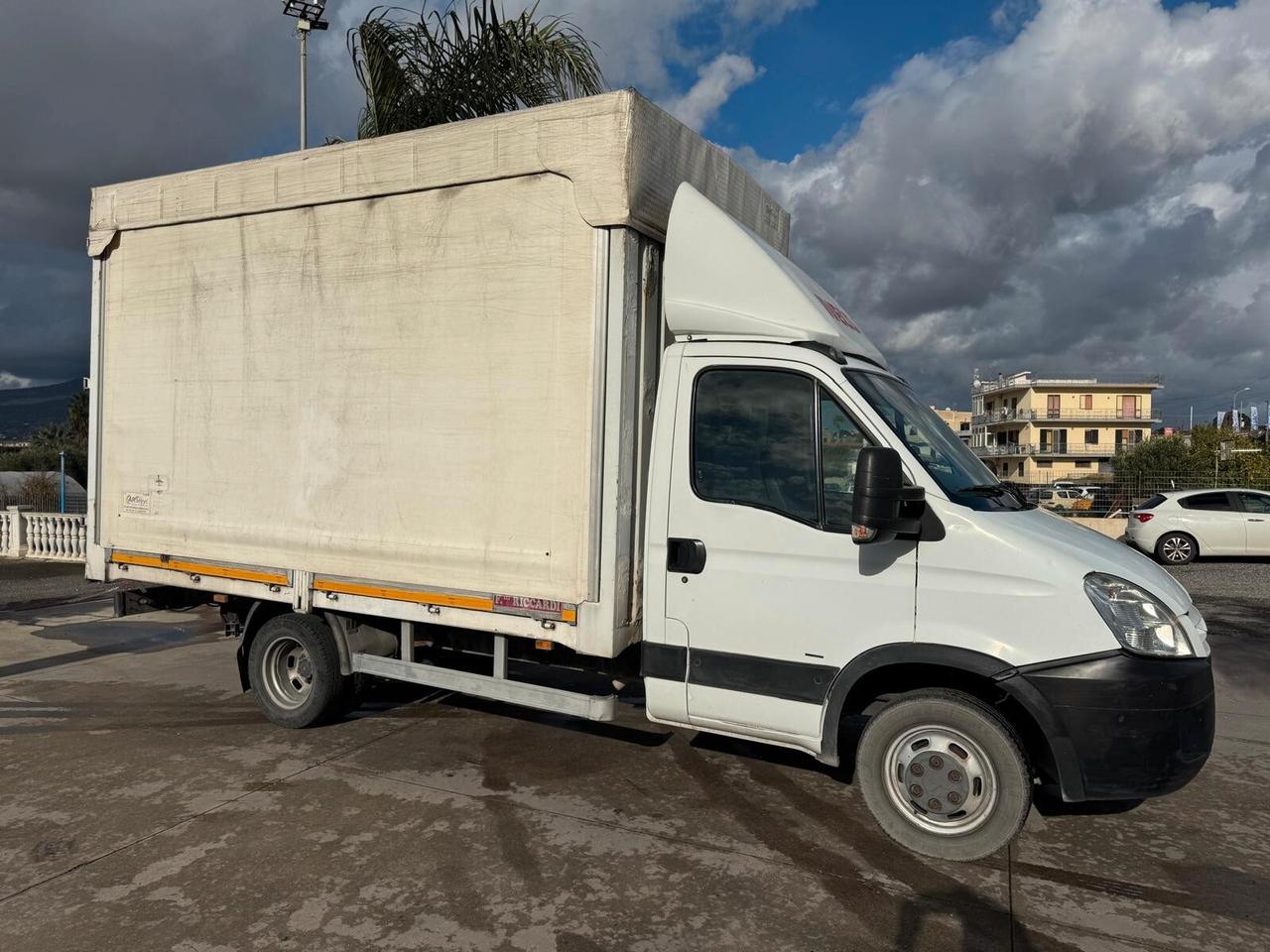 IVECO DAILY 35C15 Anno 2006 CASSONATO CON TELONE FISSO