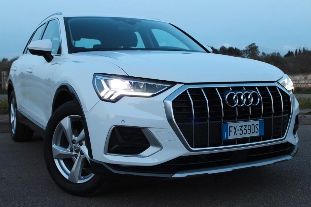 AUDI Q3 2.0 TDI aut. Advanced *Matrix