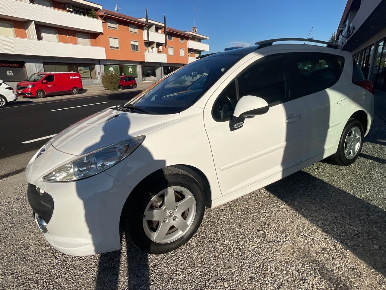 Peugeot 207 1.4 8V 75CV SW Energie Sport