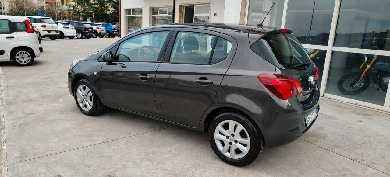 Opel Corsa 1.4 Benzina 90CV 5 porte b-Color