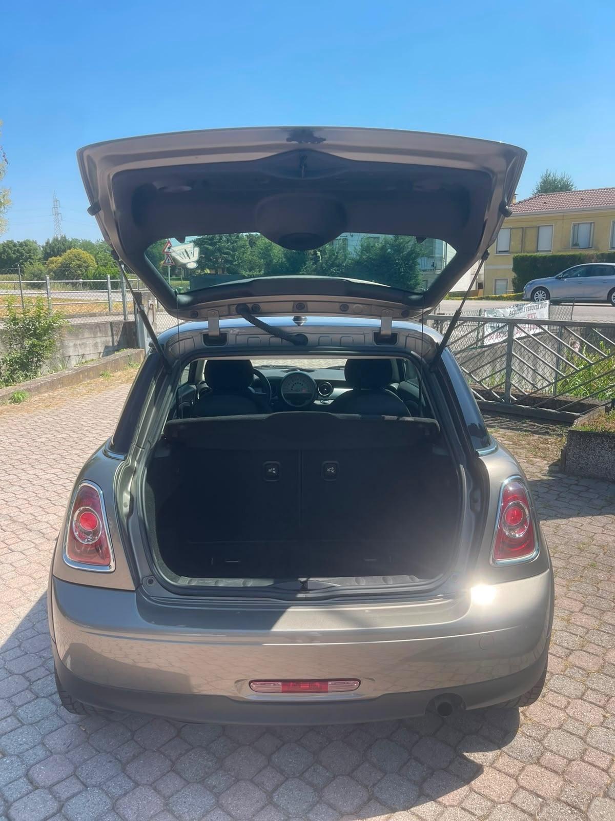 Mini 1.6 16V Cooper