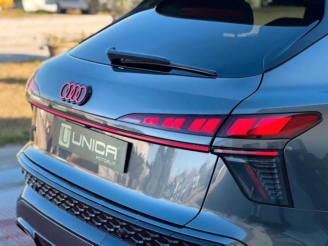 Audi Q3 Sportback 2.0 tdi S line 150cv S-tronic IVA ESPOSTA