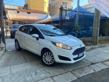 Ford Fiesta 1.0 80CV 5 porte Black & White Edition