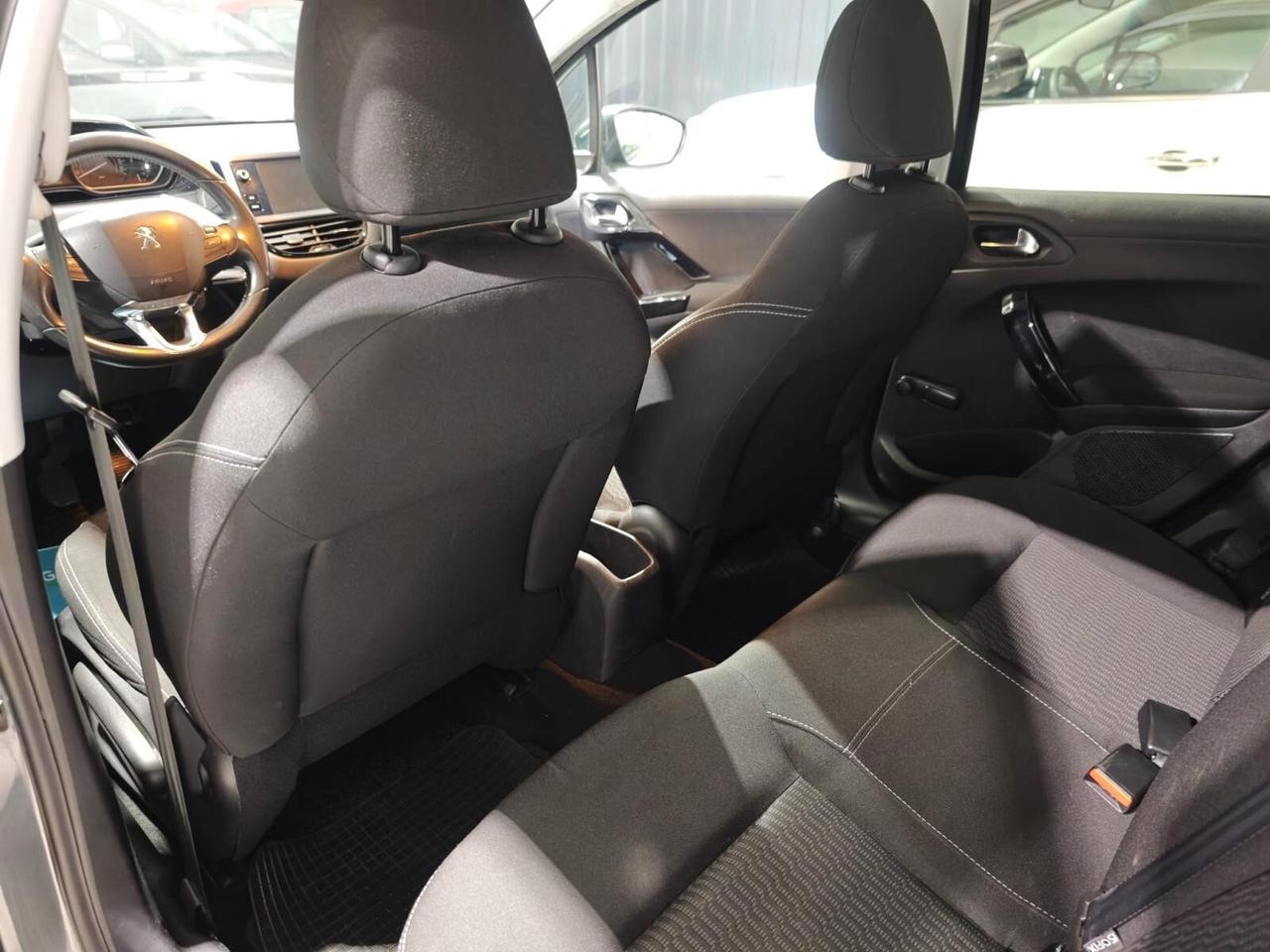 Peugeot 208 Benzina/Gpl Allure Neopatentati