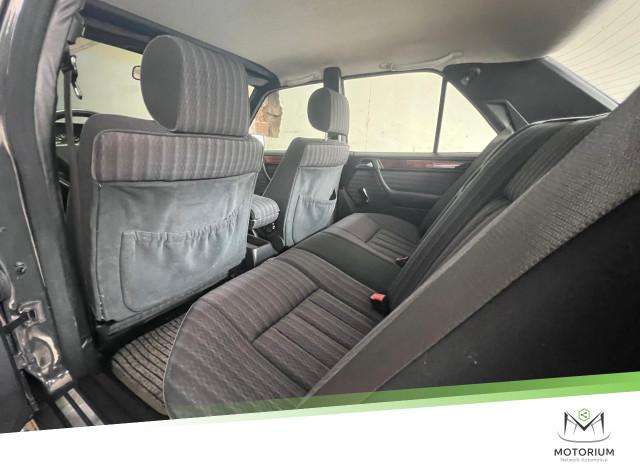 Mercedes-Benz E 200 Classe E 200