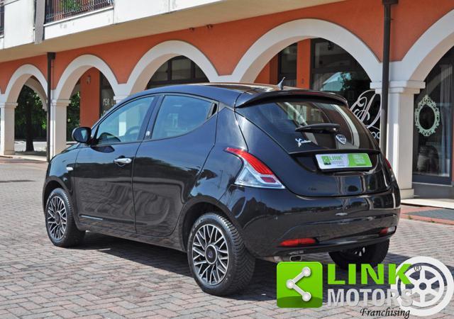 LANCIA Ypsilon 1.2 69 CV 5 porte GPL Ecochic Black