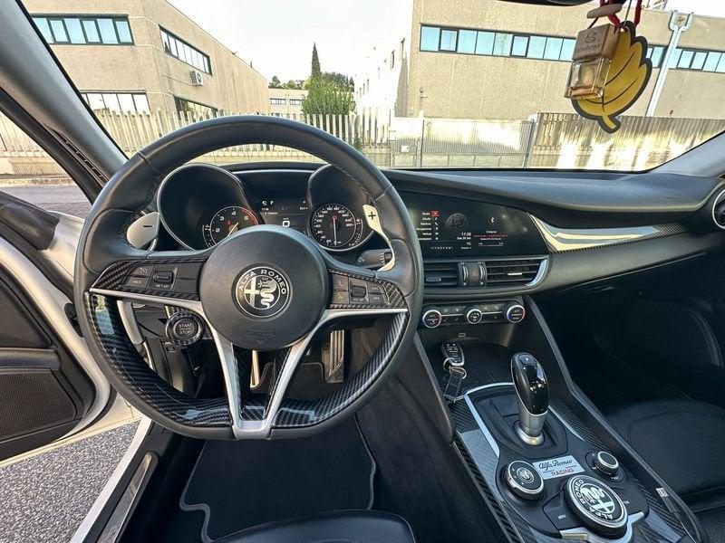 Alfa Romeo Giulia 2.2 Turbo AT8 210CV AWD Q4 Veloce