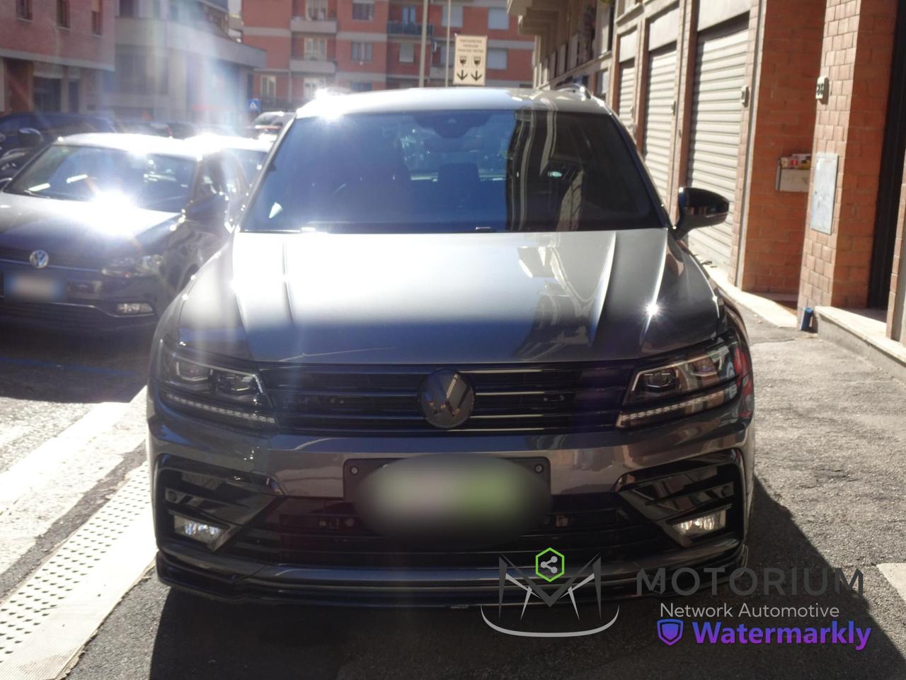 Volkswagen Tiguan 2.0 TDI DSG R-LILE 4MOTION -IMPECCABILE-