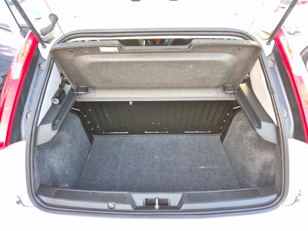 Fiat Punto 1.2 BENZ 8V 5porte 75.000KM