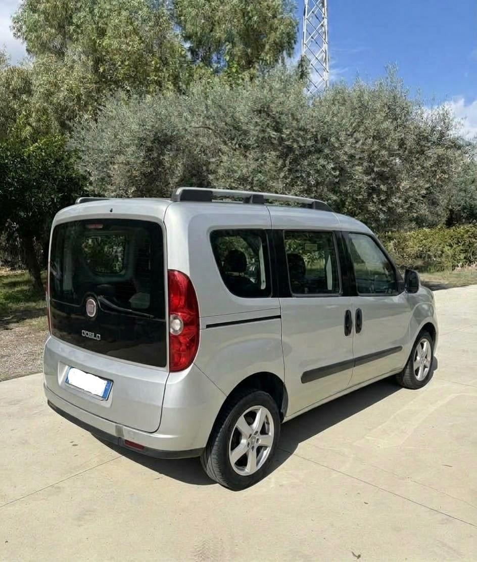 FIAT DOBLO 1.6 MTJ 105CV 7 POSTI INTROVAB CHIAMA