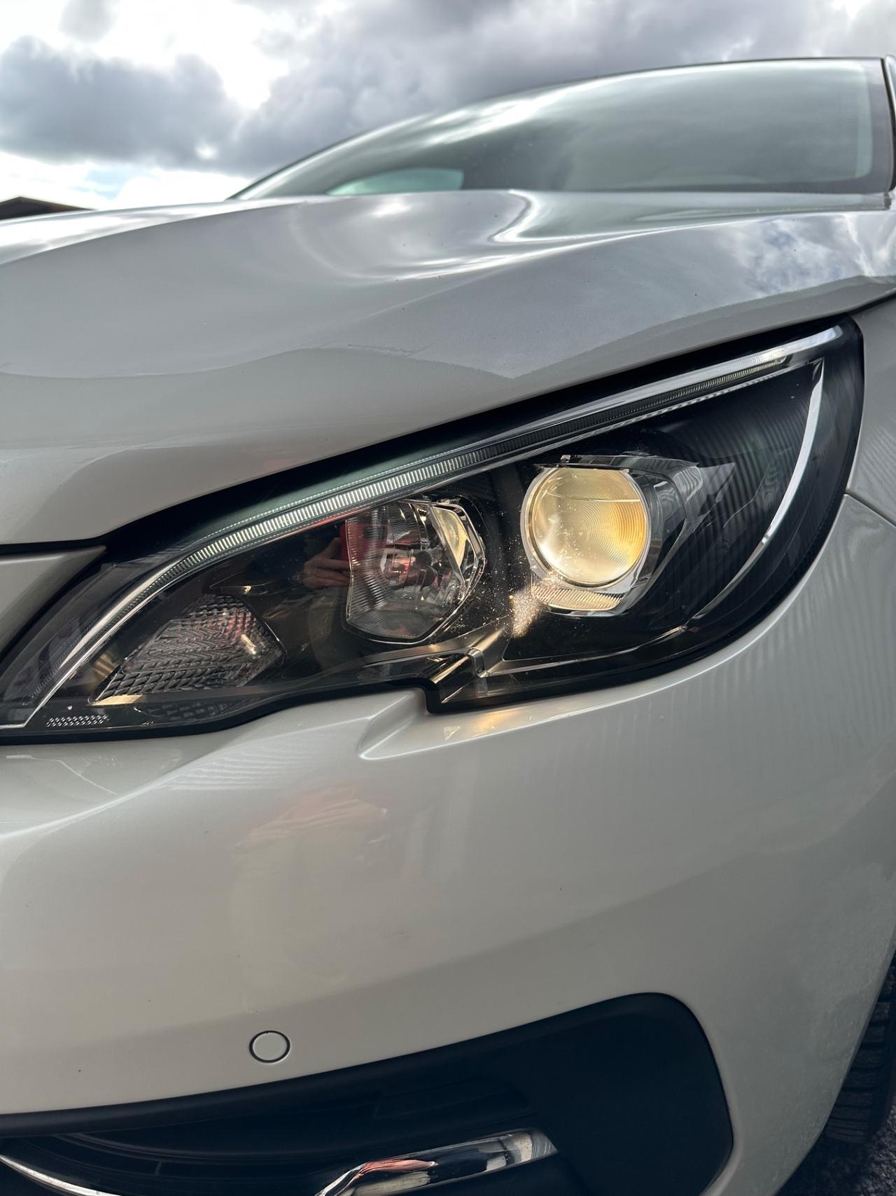 Peugeot 308 1.5 BlueHDi 130cv S&S Allure