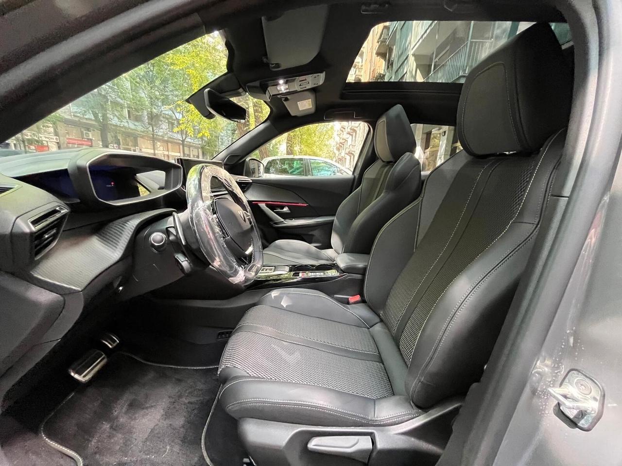 Peugeot 2008 Hybrid 136 e-DCS6 GT
