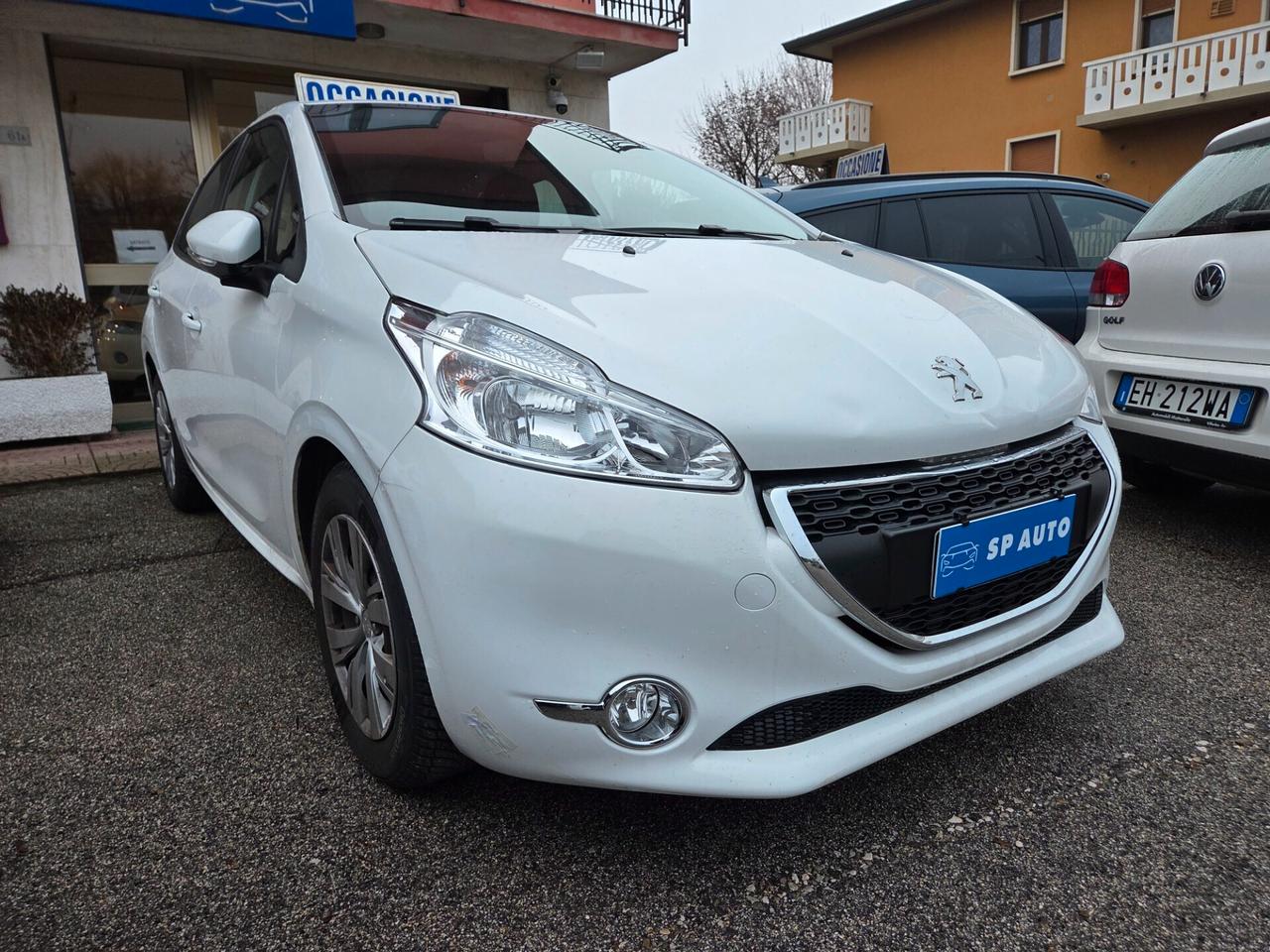 Peugeot 208 Neopatenatati - 2012