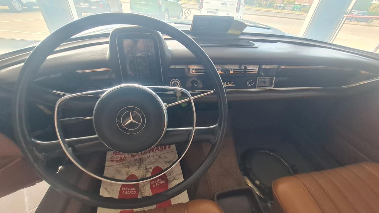 Mercedes-benz 230 W 110