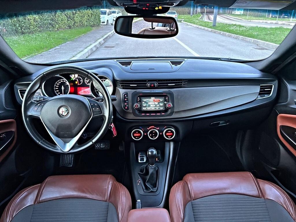 Alfa Romeo Giulietta 1.4 Turbo MultiAir TCT Exclusive