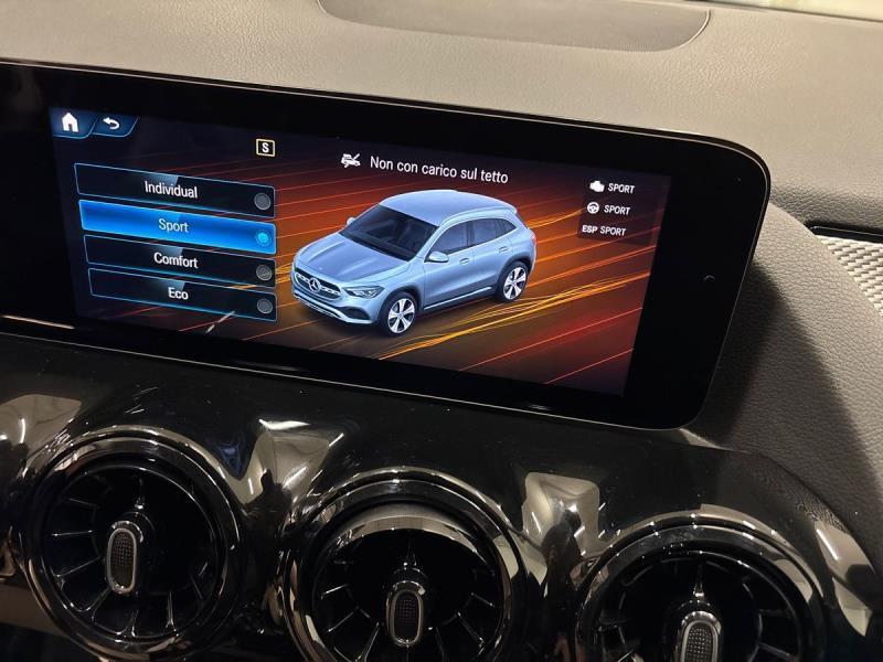 Mercedes GLA 200 200 Business Extra 7G-DCT