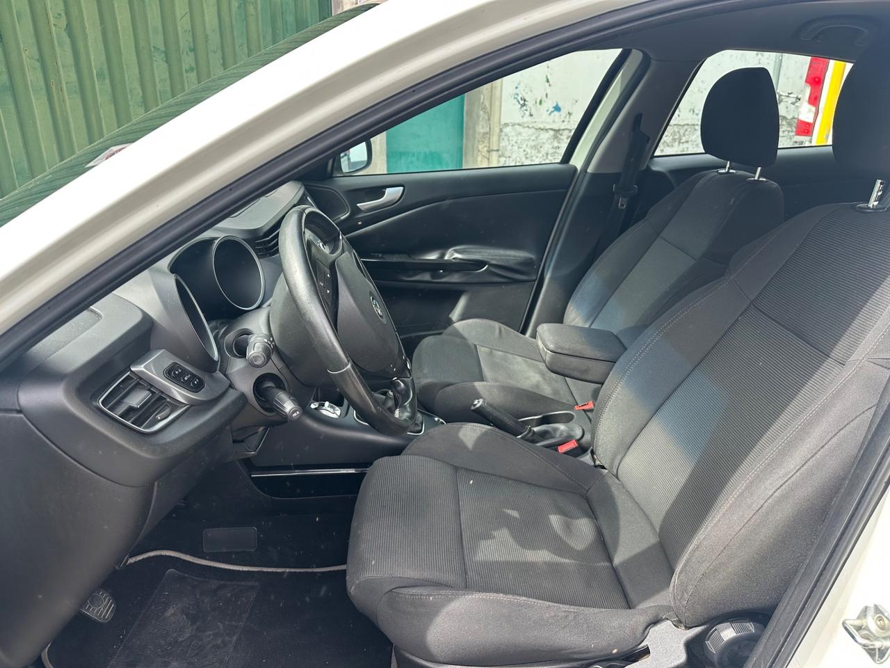 Alfa Romeo Giulietta 1.4 Turbo - ok neopatentati