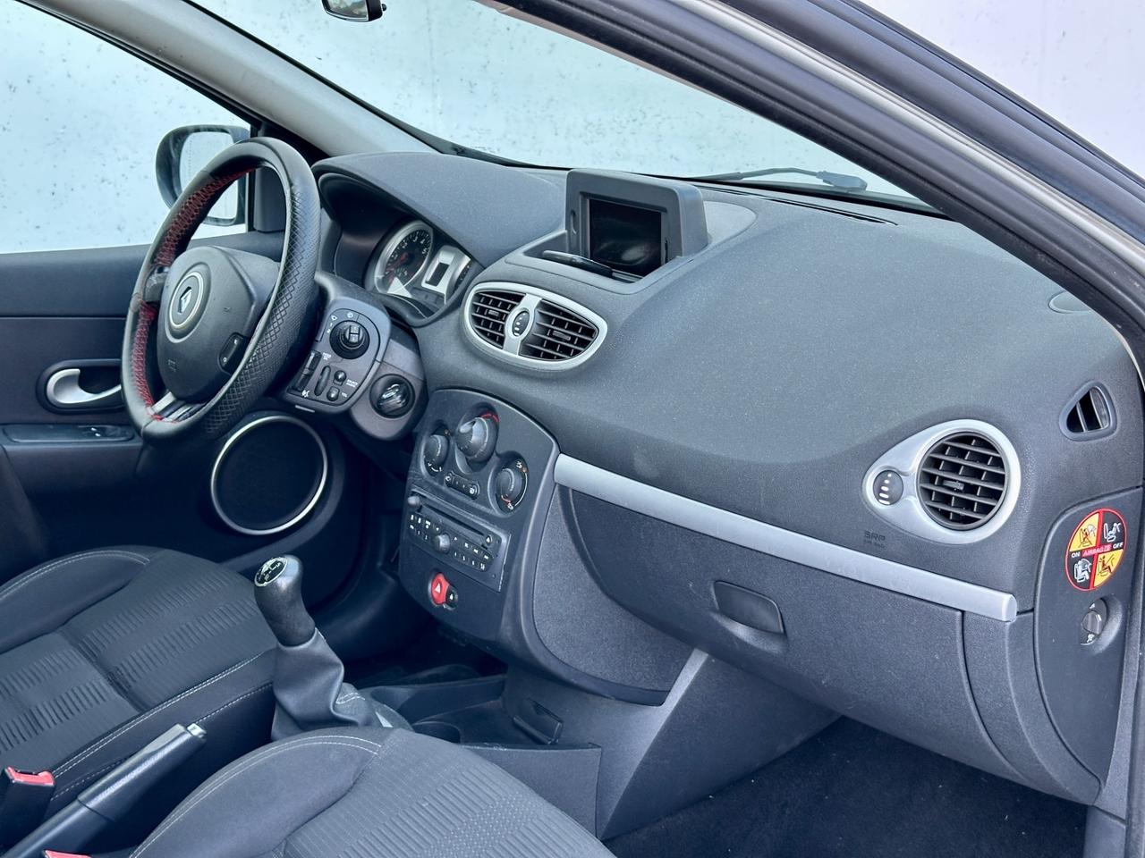 Renault Clio 1.2 16V 5 porte Luxe