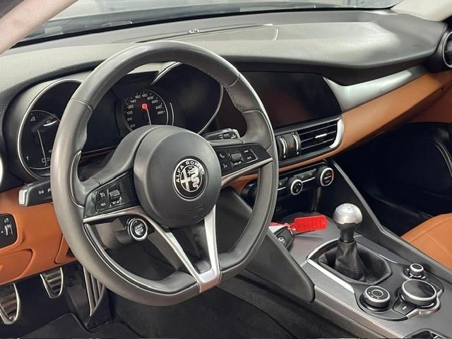 Alfa Romeo Giulia 2.2 Turbodiesel 180 CV Business Sport