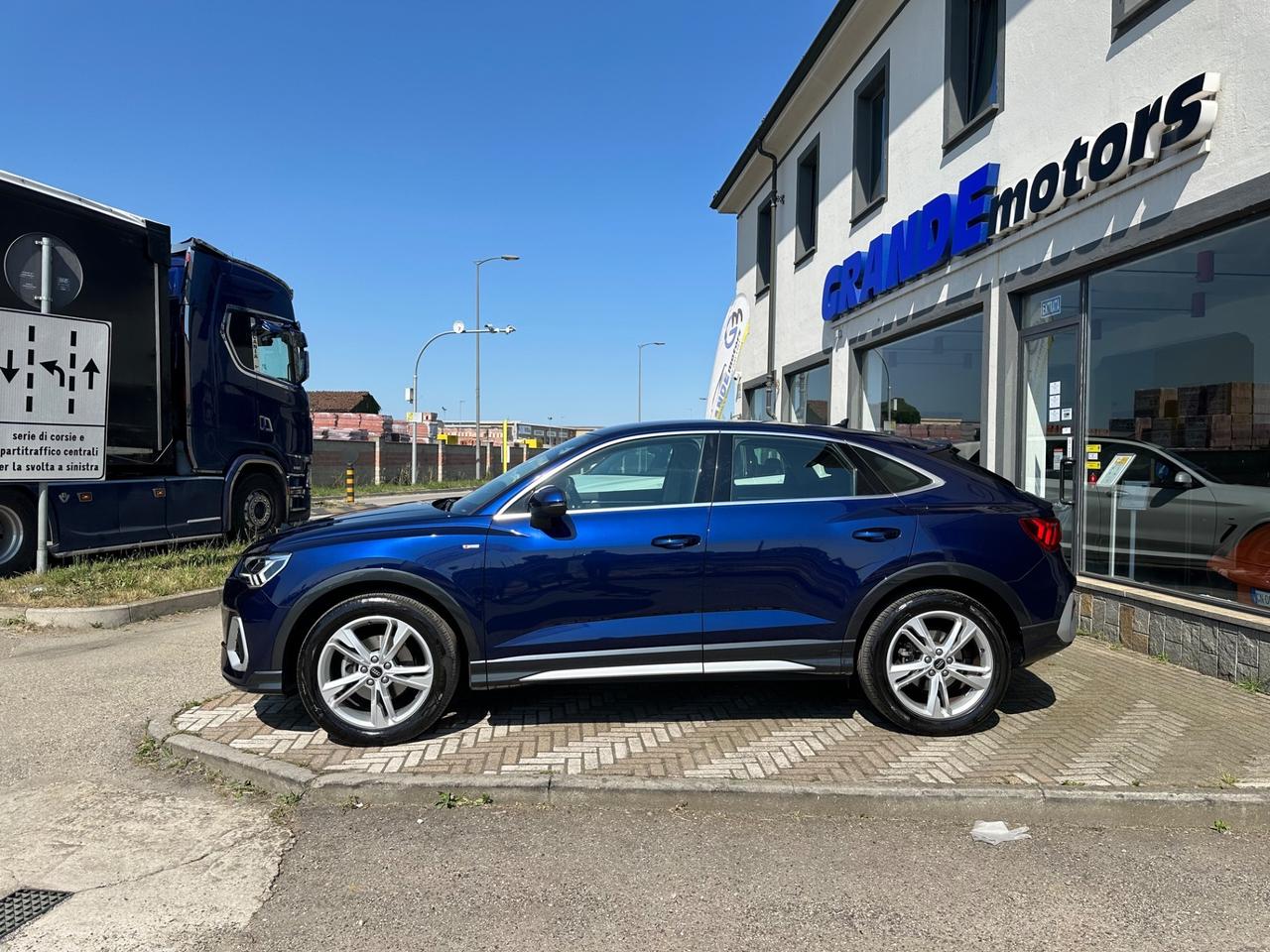 Audi Q3 SPB 35 TDI quattro S tronic S line edition