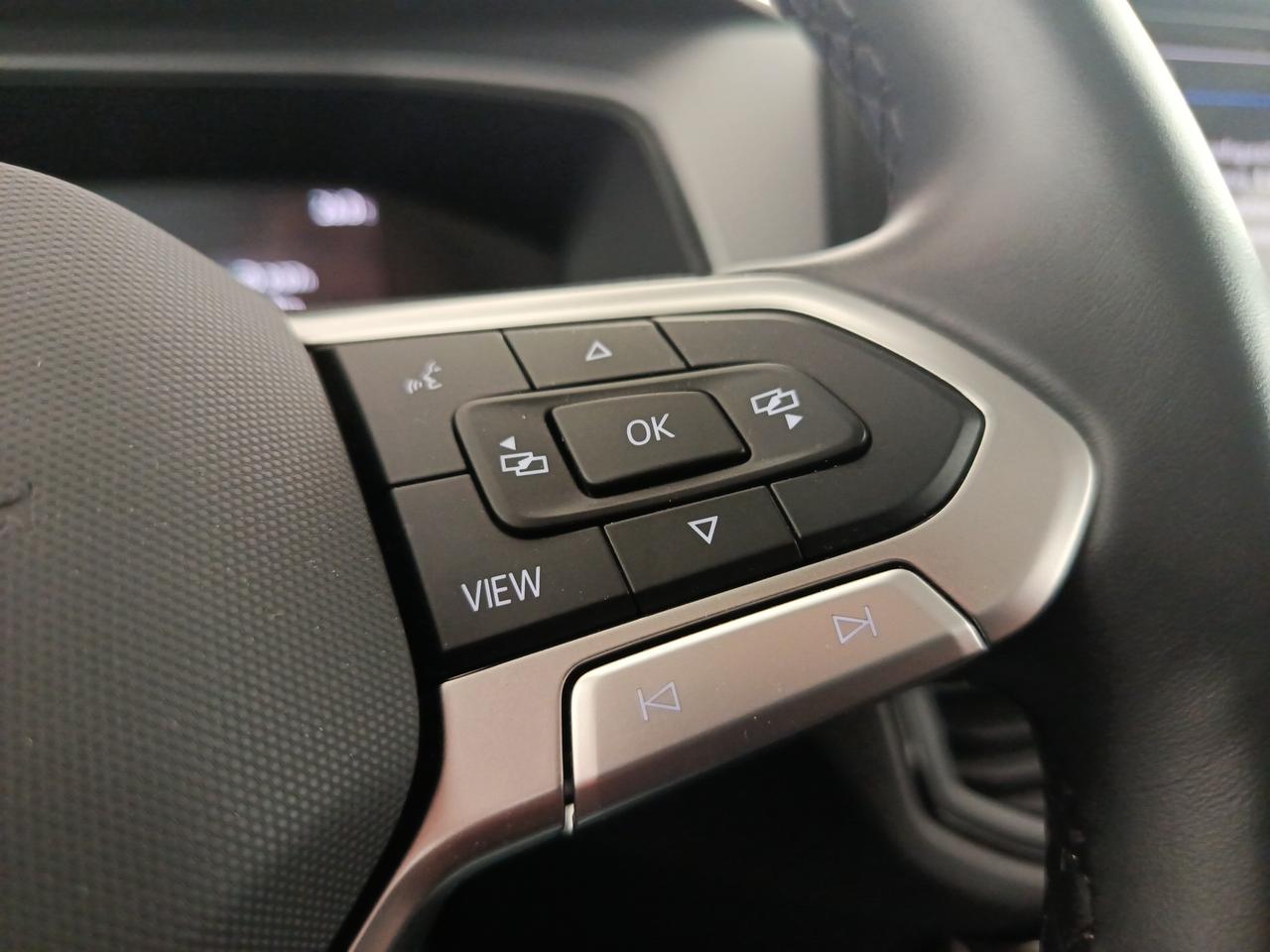 VOLKSWAGEN T-Cross - T-Cross 1.0 TSI Life