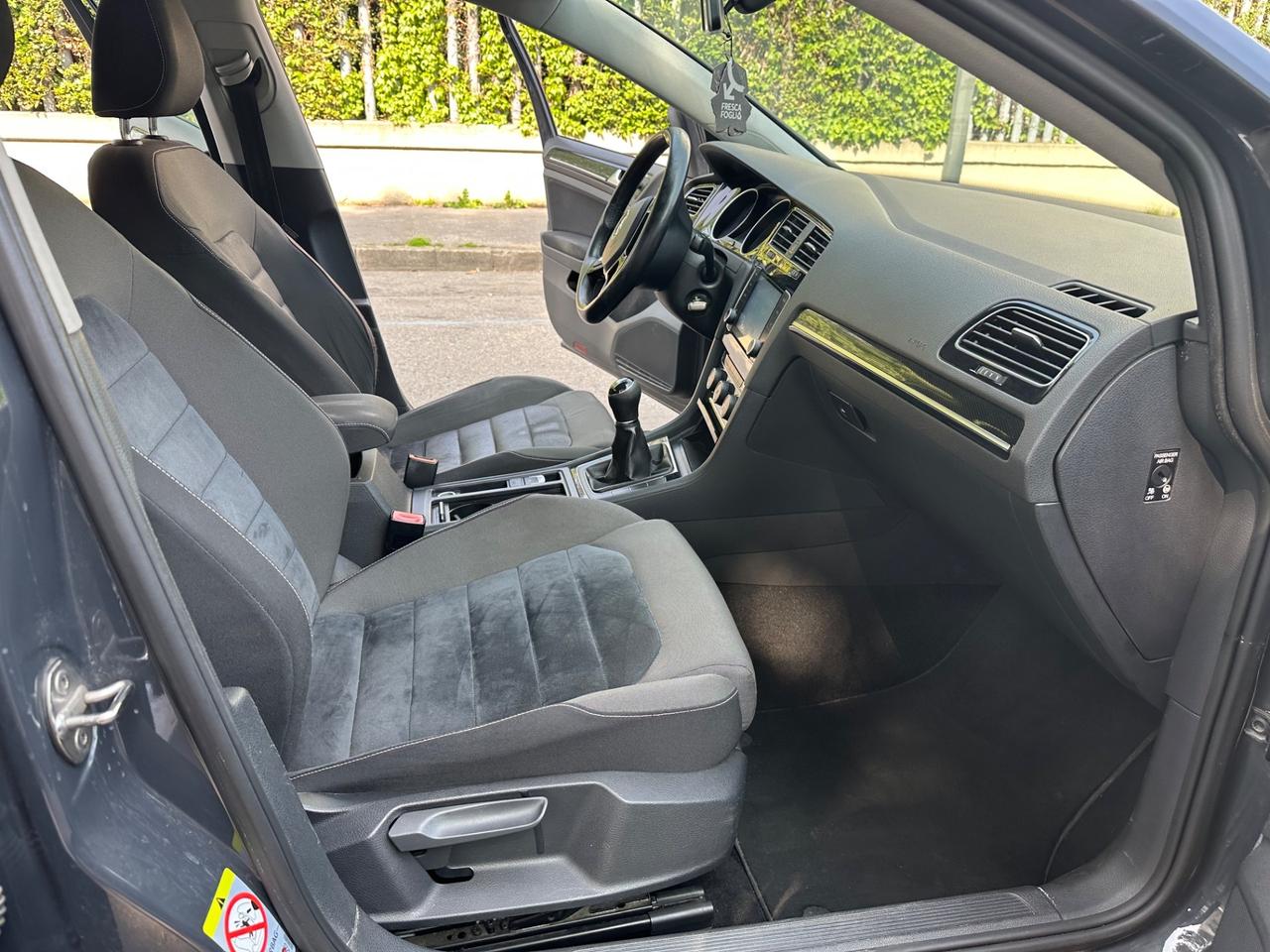 Volkswagen Golf 2.0 TDI 5p. 4MOTION Highline BlueMotion Tech.