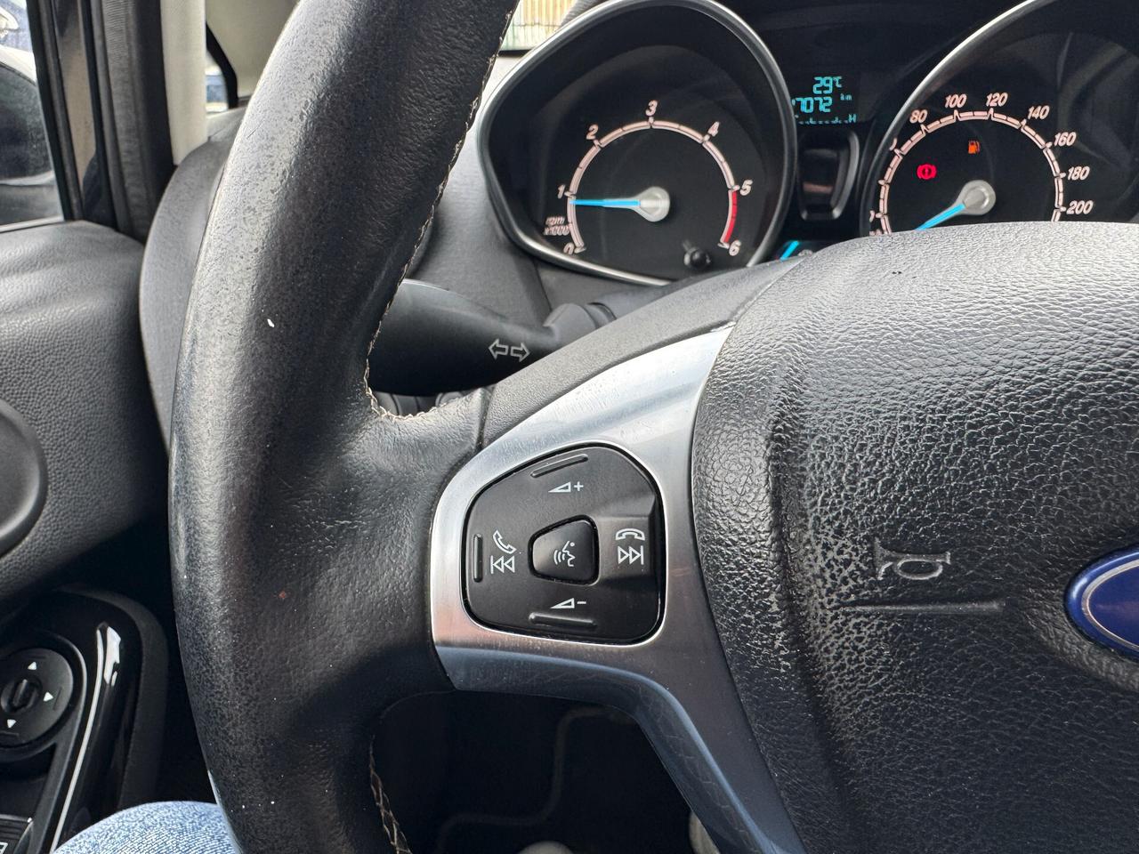 Ford Fiesta 1.5 TDCITITANIUM /NAVY/SYNC/2017