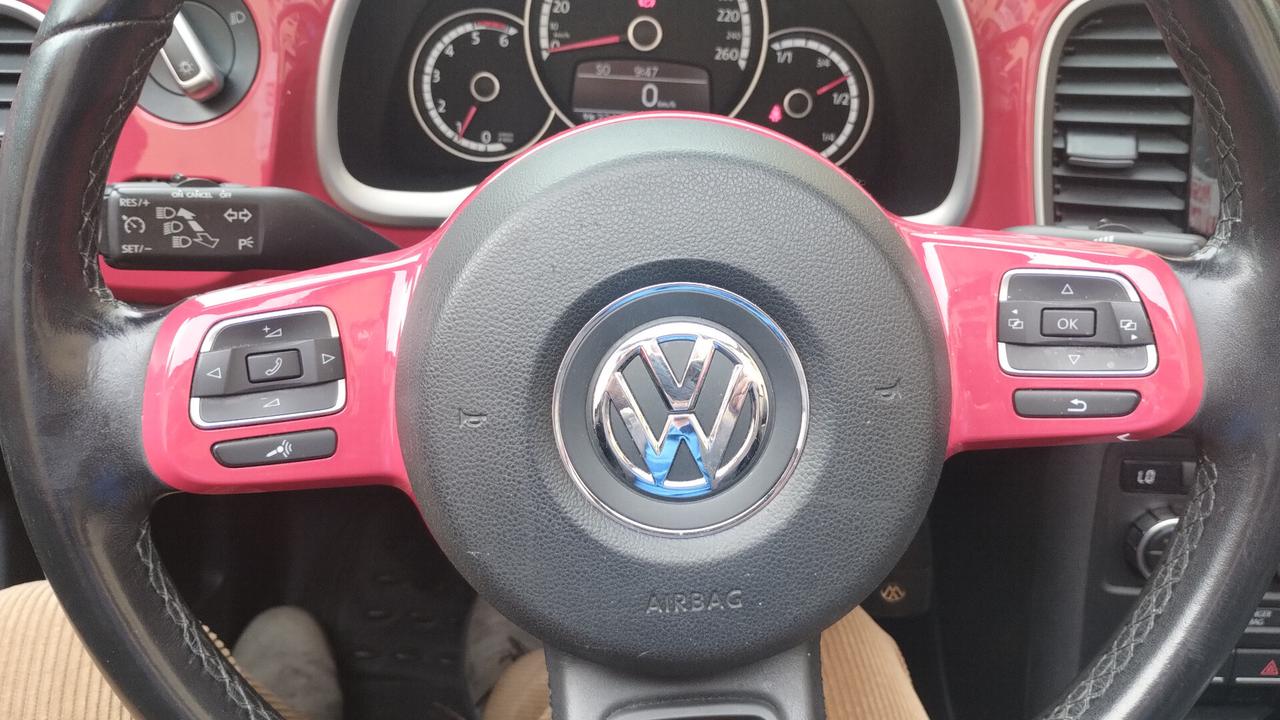 Volkswagen Maggiolino Cabrio 2.0 TDI Sport BlueMotion Technology