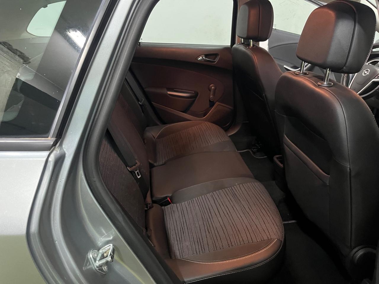 Opel Astra 1.4 Turbo 140CV Sports Tourer GPL 2014