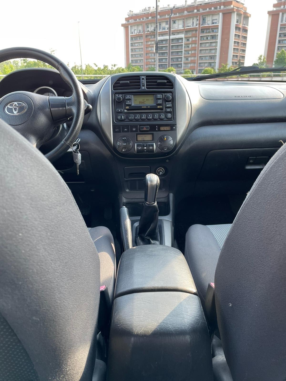 Toyota RAV 4 2.0 4X4 PERMANENTE 16V cat 5 porte Sol