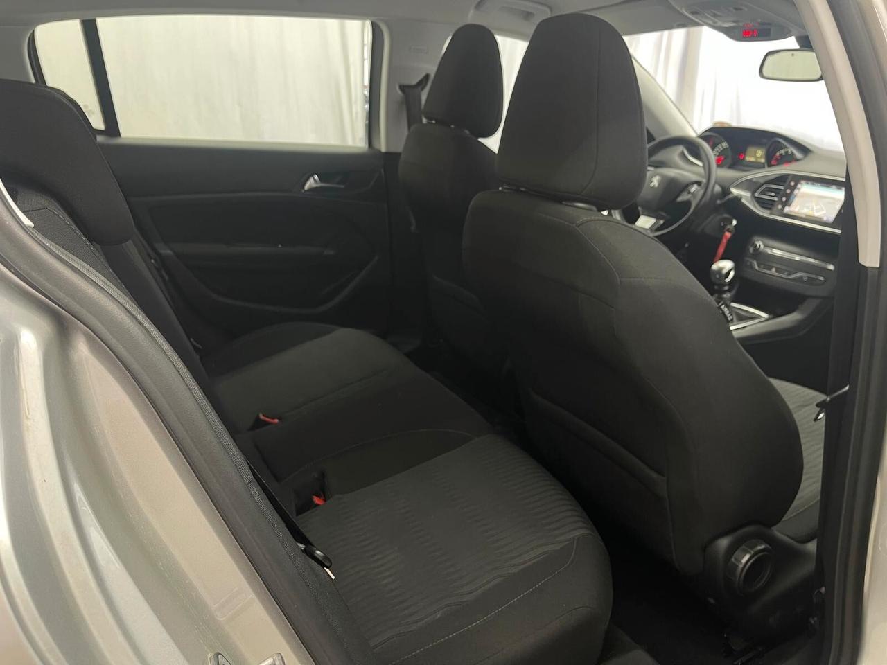 Peugeot 308 BlueHDi 120 S&S EAT6 Business